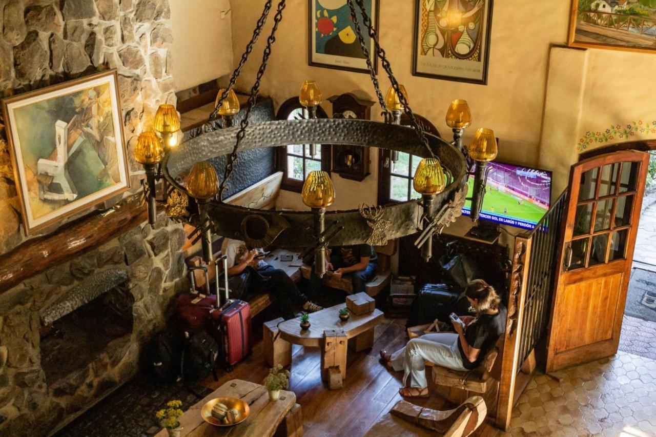 Hosteria La Posta Del Cazador San Martín de los Andes Exterior photo