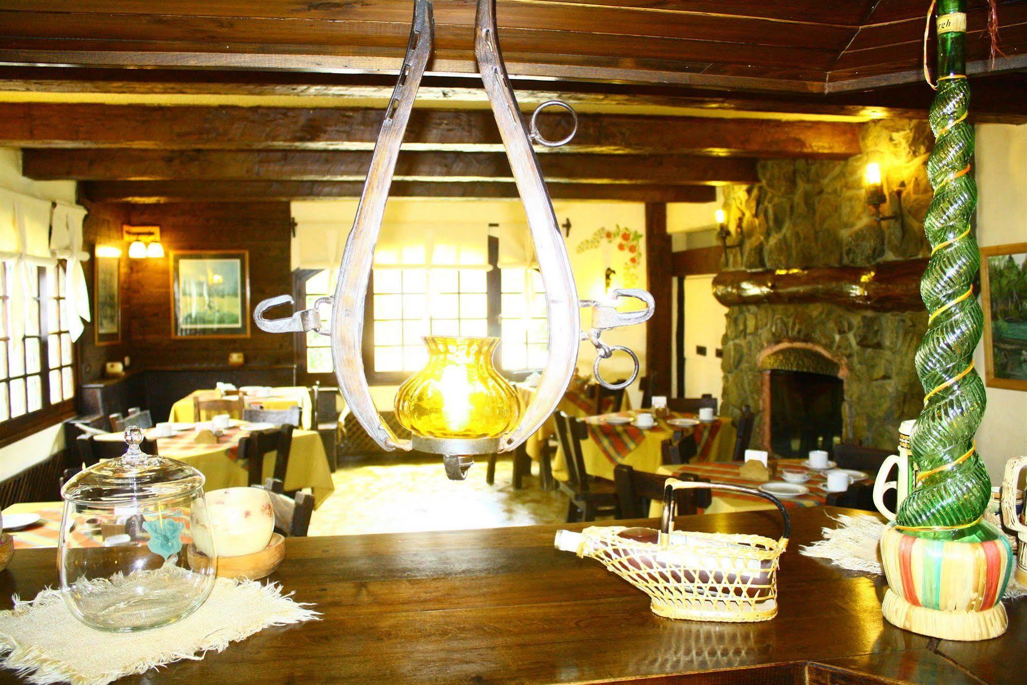 Hosteria La Posta Del Cazador San Martín de los Andes Exterior photo